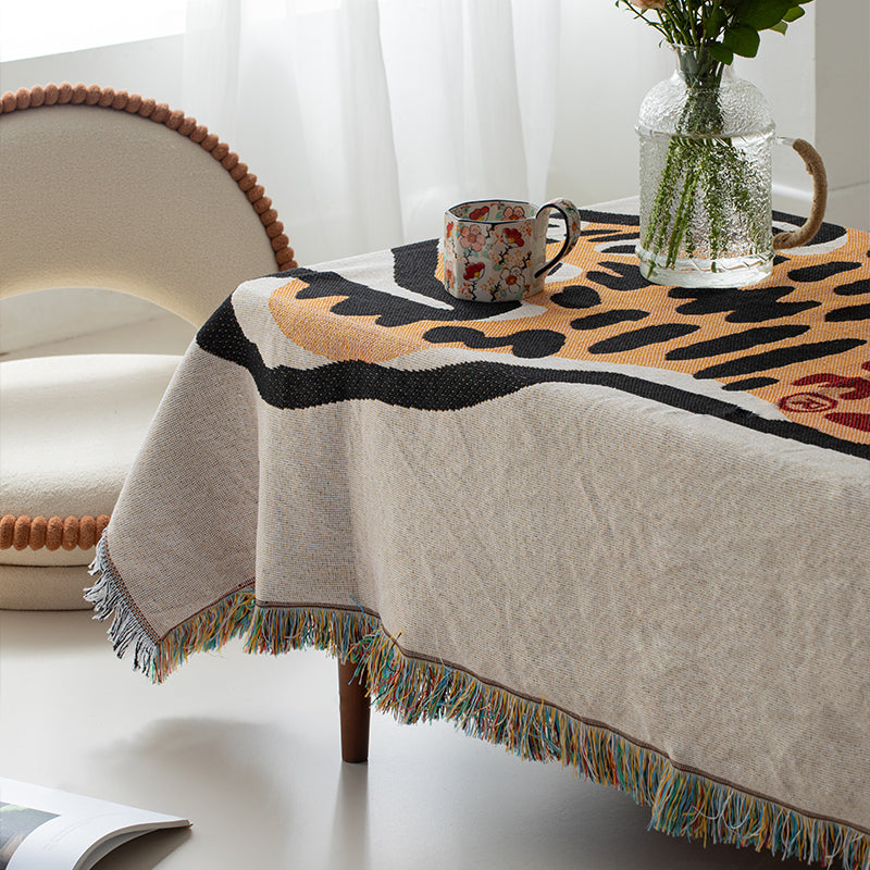 Modern Tiger Print Throw Blanket - Stylish Sofa & Home Decor